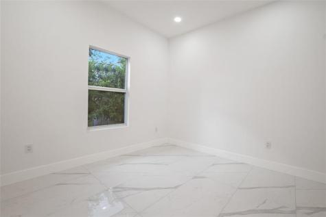 2407 NW 8 Street Fort Lauderdale FL 33311