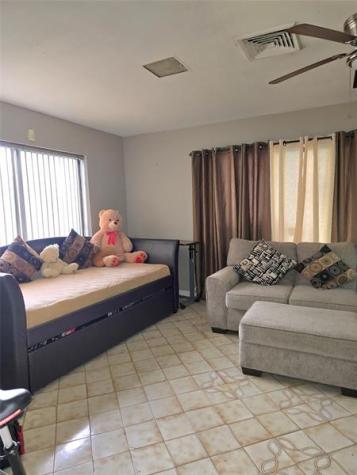 2420 N 59th Terrace Hollywood FL 33021