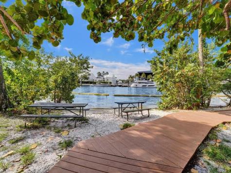 1317 SW 18th Avenue Fort Lauderdale FL 33312