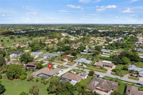 1862 SE Boma Avenue Port St Lucie FL 34952