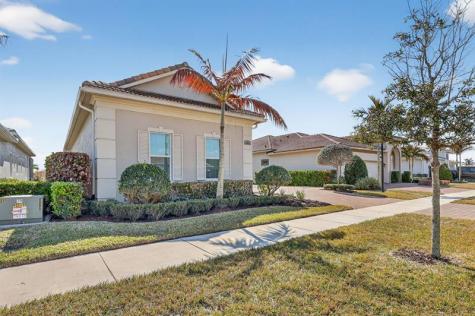 8639 SW Flutto Way Port St Lucie FL 34987