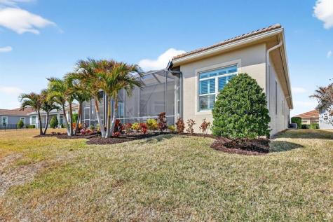 8639 SW Flutto Way Port St Lucie FL 34987