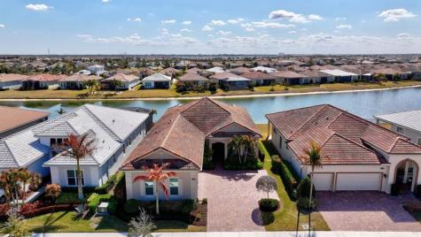 8639 SW Flutto Way Port St Lucie FL 34987