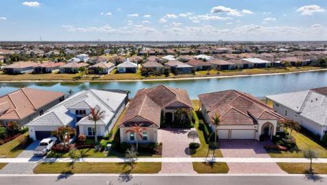 8639 SW Flutto Way Port St Lucie FL 34987