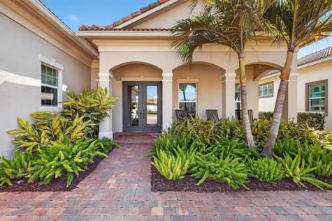 8639 SW Flutto Way Port St Lucie FL 34987