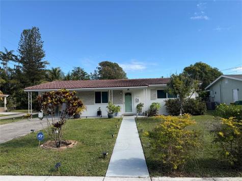 206 NE 5th Avenue Dania Beach FL 33004