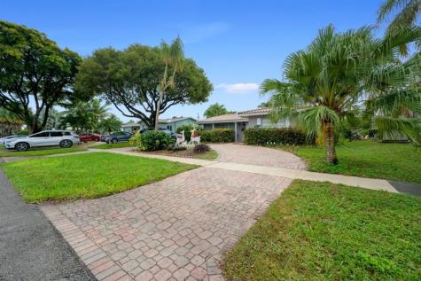 1336 Funston Street Hollywood FL 33019