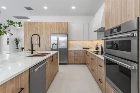 171 SE 4th Court Pompano Beach FL 33060
