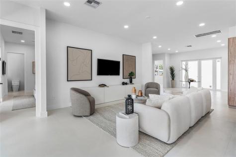 171 SE 4th Court Pompano Beach FL 33060