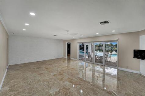 7130 SW 9th Street Plantation FL 33317