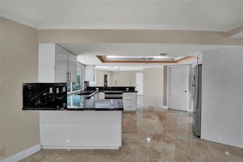 7130 SW 9th Street Plantation FL 33317