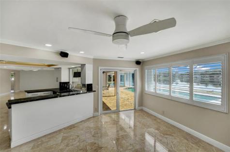 7130 SW 9th Street Plantation FL 33317
