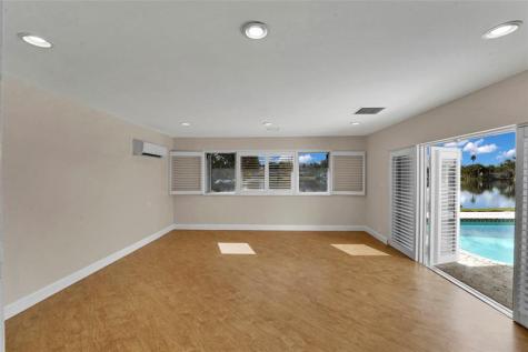 7130 SW 9th Street Plantation FL 33317