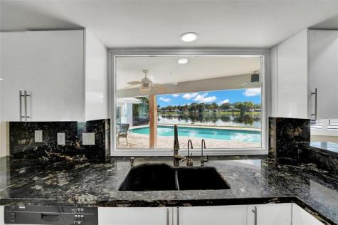 7130 SW 9th Street Plantation FL 33317