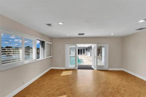 7130 SW 9th Street Plantation FL 33317