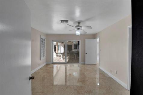 7130 SW 9th Street Plantation FL 33317