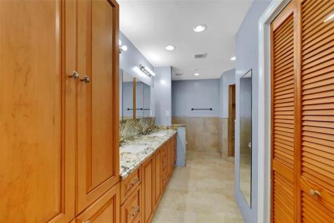 7130 SW 9th Street Plantation FL 33317