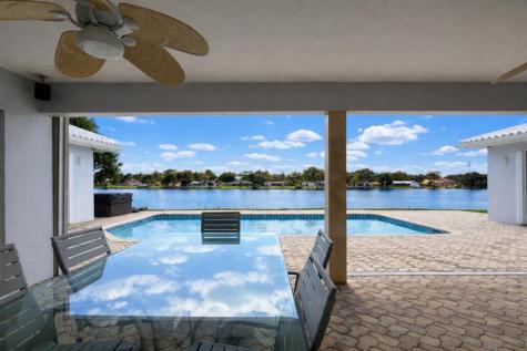 7130 SW 9th Street Plantation FL 33317