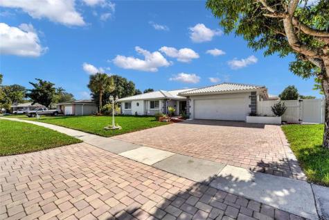 7130 SW 9th Street Plantation FL 33317