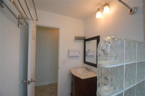 960 NW 49th Street Deerfield Beach FL 33064