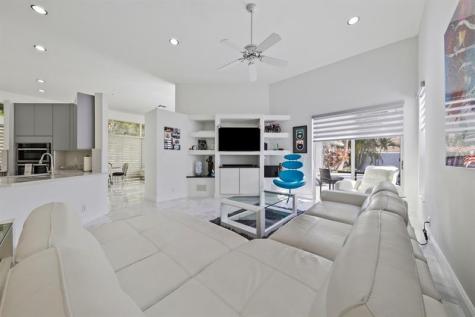 19149 Cloister Lake Lane Boca Raton FL 33498