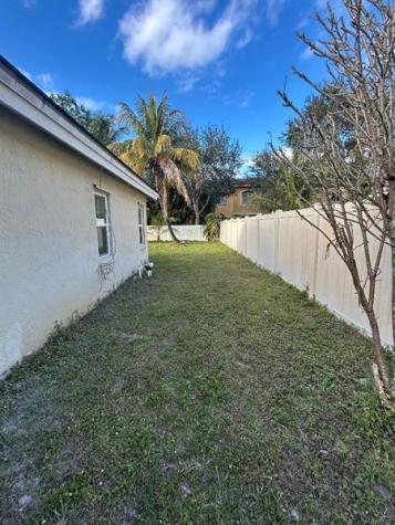 9095 SW 20th Street Miramar FL 33025