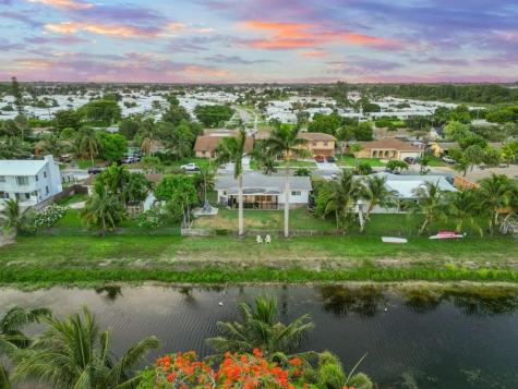 1034 SW 24th Avenue Boynton Beach FL 33426