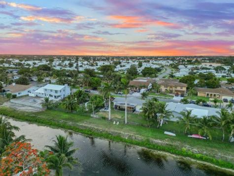 1034 SW 24th Avenue Boynton Beach FL 33426