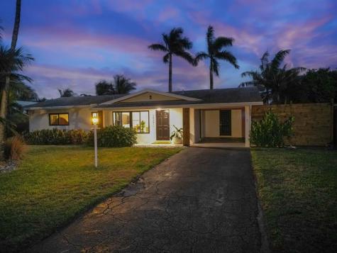 1034 SW 24th Avenue Boynton Beach FL 33426