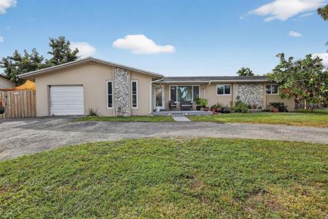 1910 SW 98th Terrace Miramar FL 33025