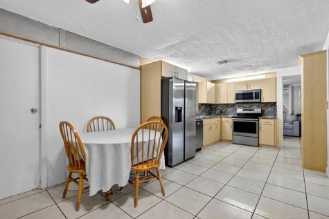 1910 SW 98th Terrace Miramar FL 33025