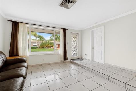 1910 SW 98th Terrace Miramar FL 33025