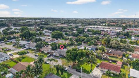 1910 SW 98th Terrace Miramar FL 33025