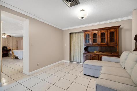 1910 SW 98th Terrace Miramar FL 33025