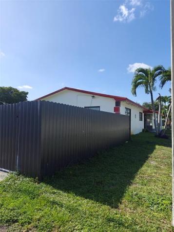 600 S 46th Avenue Hollywood FL 33021