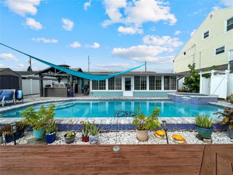 13704 Maria Hudson FL 34667