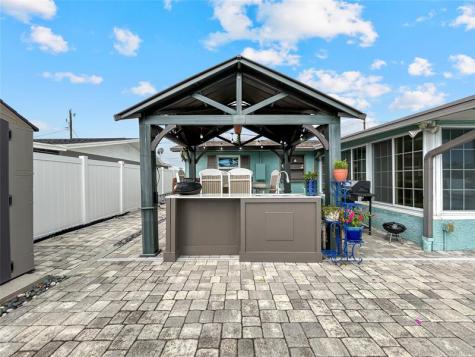 13704 Maria Hudson FL 34667