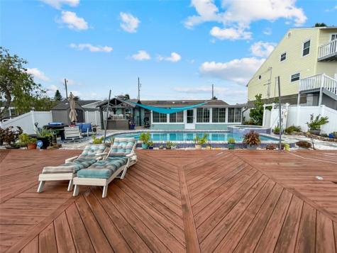 13704 Maria Hudson FL 34667