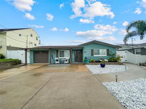 13704 Maria Hudson FL 34667