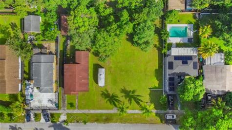 23 NE 116th Street Miami FL 33161