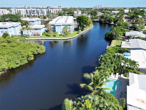 417 NE 29th Street Wilton Manors FL 33334