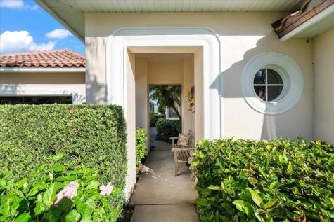 1725 Victoria Circle Vero Beach FL 32967