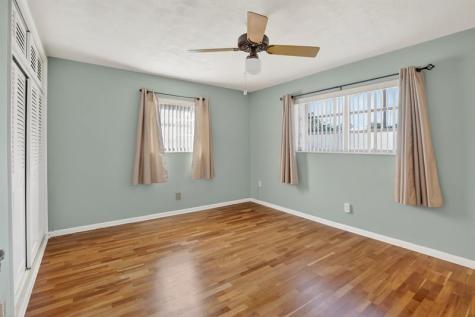 121 NW 77th Way Pembroke Pines FL 33024