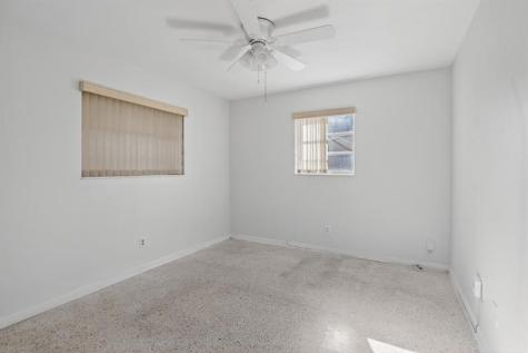 121 NW 77th Way Pembroke Pines FL 33024