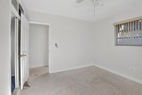 121 NW 77th Way Pembroke Pines FL 33024
