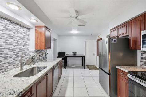 9407 NW 70th Place Tamarac FL 33321