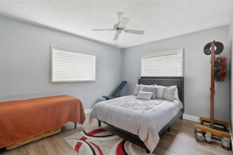 9407 NW 70th Place Tamarac FL 33321
