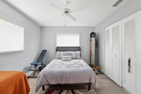 9407 NW 70th Place Tamarac FL 33321