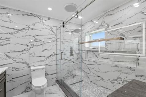 9407 NW 70th Place Tamarac FL 33321