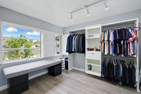 9407 NW 70th Place Tamarac FL 33321